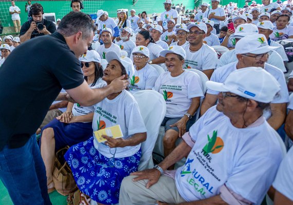 Estado e TJ entregam 577 títulos de terra em Mata Grande nesta segunda