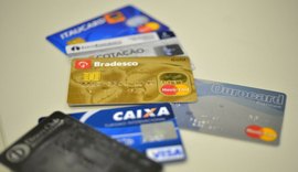 Juros do cheque especial subiram para 322,2% ao ano em junho