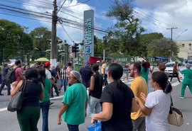 Enfermagem do Hospital Veredas retoma atos cobrando atrasos de repasses