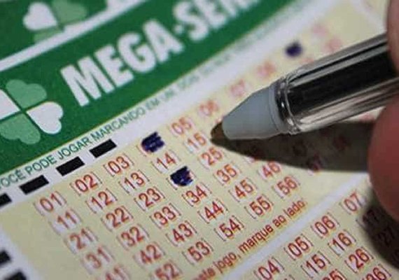 Mega-Sena acumula e pode pagar R$ 4,5 milhões neste sábado