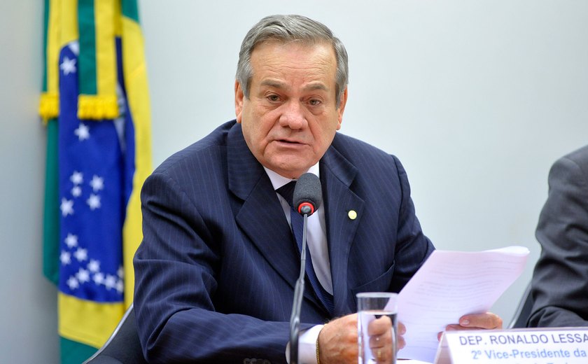 Vice-prefeito de Maceió, Ronaldo Lessa anuncia candidatura ao Senado