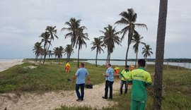 Prefeitura de Maceió intensifica serviços de limpeza na praia do Pontal da Barra