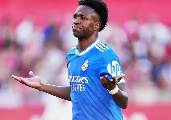 Vini Jr. deve permanecer no Real Madrid e Arsenal abandona negociação