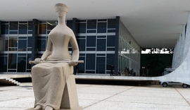 STF decide que Maia e Alcolumbre não podem se reeleger