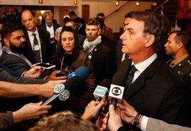 Bolsonaro define idades mínimas de 62 e 65 anos na Previdência