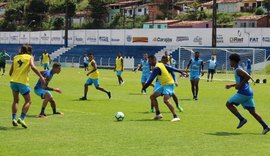 Didira sente a coxa e está fora do jogo contra o São Paulo