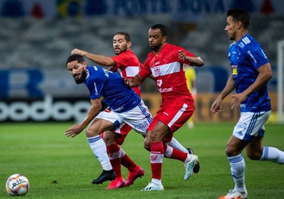 CRB recebe o Cruzeiro para tentar se reabilitar nesta terça (8)