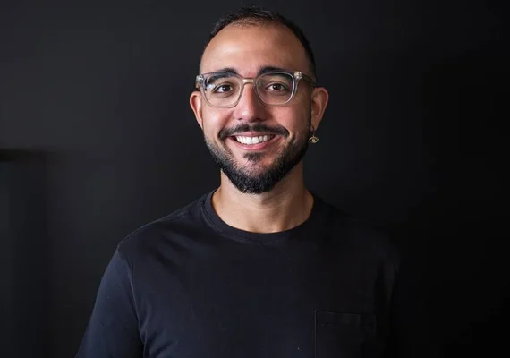 Livro de Raphael Montes entra em lista do New York Times para o verão
