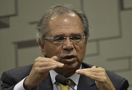 Paulo Guedes desmente rumores de pedido de demissão do ministério da economia