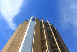 Gerentes da Caixa são destituídos após barrar operação de R$ 500 milhões com Banco Master