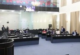 Matérias orçamentárias são aprovadas em 1º turno e geram debate em plenário