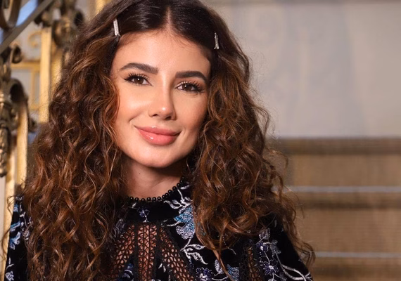 Paula Fernandes revela que cortou contato com cantor sertanejo após levar ''bolo'': ''Abandonada no altar''