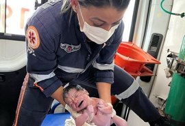 Bebê nasce dentro de ambulância do Samu em Maceió