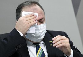 CPI: Senador quer convocar Pazuello para depor novamente