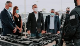 Governador entrega novas viaturas e armamentos à Segurança Pública