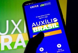 Câmara deve votar MP que cria benefício extra para o Auxílio Brasil
