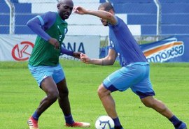 Reforços já formam a base titular do CSA nos treinos