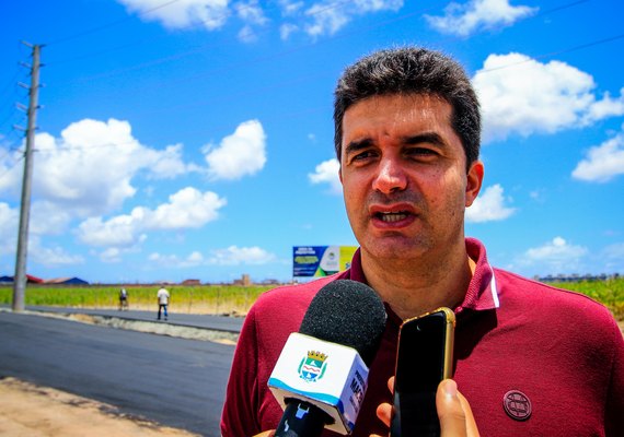 Rui: JHC fez marquetada com emendas para Maceió