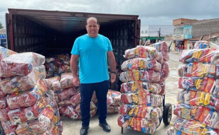 Teotônio Vilela anuncia São João Solidário com entrega de cestas básicas