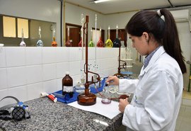 Técnicos de laboratórios da Casal são capacitados em análise da qualidade da água