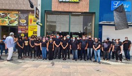 Impasse entre lojistas e ambulantes no Centro de Maceió continua