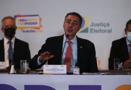 Ministro Barroso diz que abstenção de eleitores foi maior que o esperado