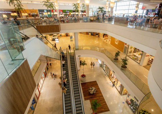 Confira os horários especiais de fim de ano dos shoppings e do comércio