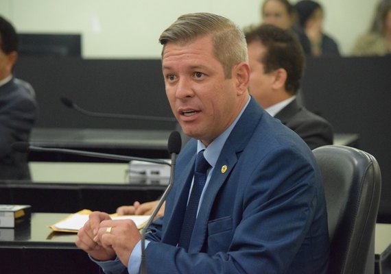 Cabo Bebeto renuncia presidência do diretório do PSL