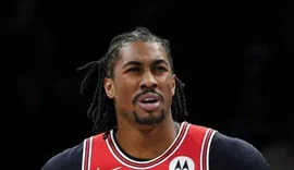 Chicago Bulls dispensa Jaden Ivey após comentários homofóbicos em transmissão online