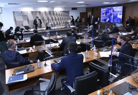 Senadores poderão trabalhar apenas três dias na semana