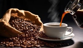 Leve queda: Brasil exporta 1,9 milhão de sacas de café solúvel