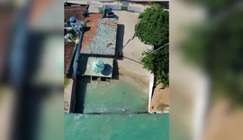 “Mar no quintal”: anúncio de casa em Maragogi viraliza e levanta suspeitas de ocupação irregular
