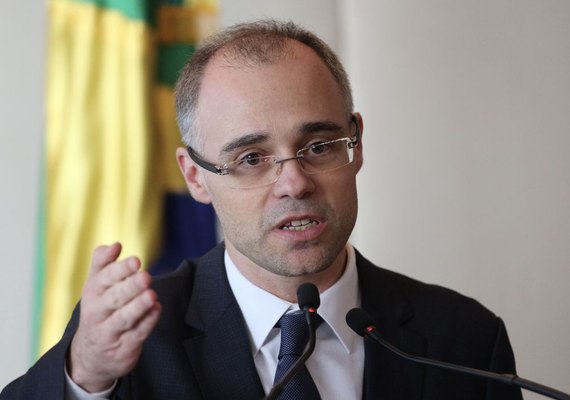 Sabatina de André Mendonça é marcada para quarta (1°) no Senado