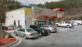 Subway: homem mata atendente após seu pedido vir com 'muita maionese'