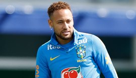 Neymar faz exame decisivo nesta segunda para saber se enfrenta o Marrocos na estreia da Copa