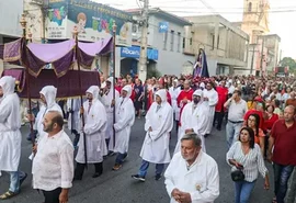 Sexta-feira da Paixão reúne fiéis em ritos de fé e tradição em Maceió