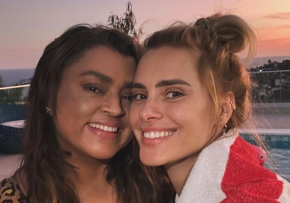 Carolina Dieckmann explica dificuldade em falar sobre morte de Preta Gil