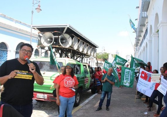 Trabalhadores da Educação rejeitam 5% de JHC e aprovam indicativo de greve