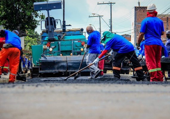 Obras de revitalização avançam nas ruas do Clima Bom