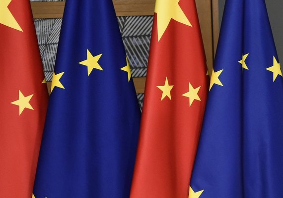 Europa e EUA podem perder R$ 120,6 trilhões ao romper cooperação com China
