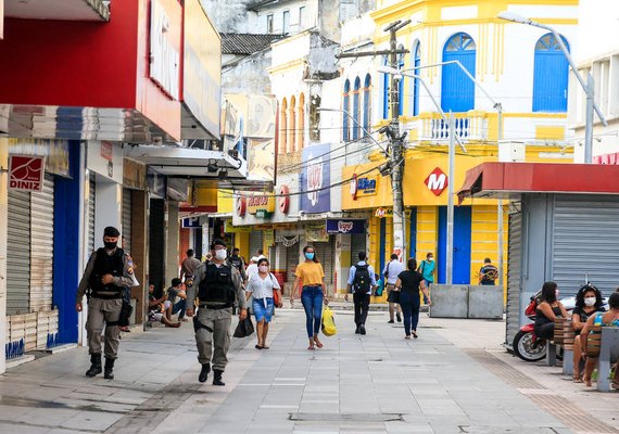 Maceió entra na fase amarela de retomada gradual das atividades