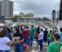 Professores da rede municipal fazem manifestação na Av. Fernandes Lima