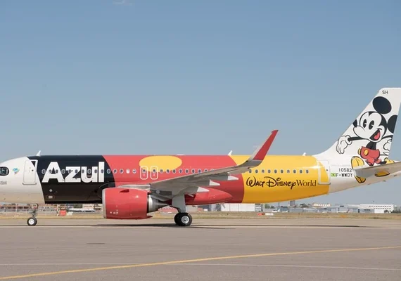 Azul linhas aéreas lança avião do Mikey que irá voar pelo Brasil
