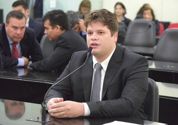 Davi Davino deve ser o nome para polarizar eleições