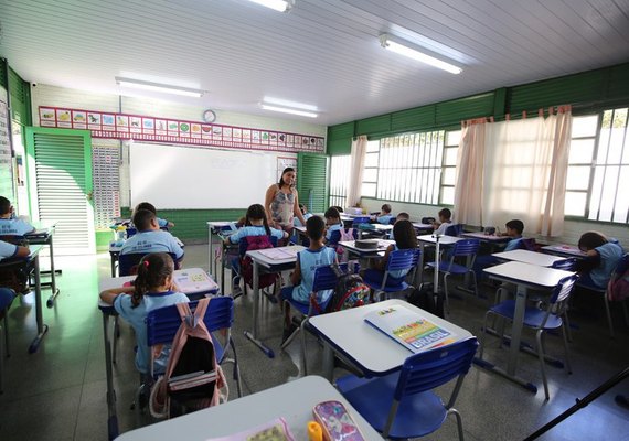 Piso salarial dos professores tem reajuste acima da inflação
