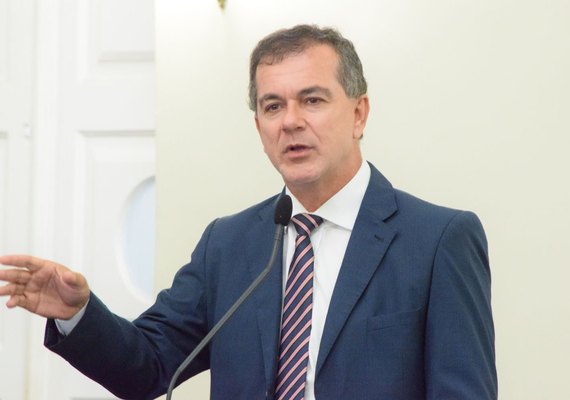 Deputados aprovam Ronaldo Medeiros para a Arsal