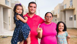 Maceioenses comemoram realização do sonho da casa própria