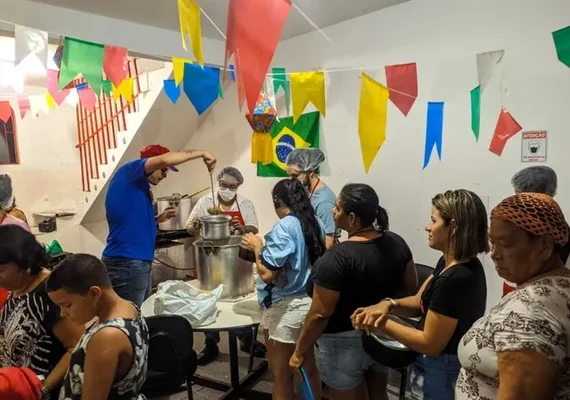 Natal Sem Fome mobiliza MST e Cozinhas Solidárias em ação de combate à fome em Maceió