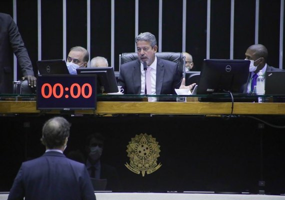 Lira defende redução do ICMS sobre combustíveis para combater inflação