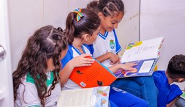 Educação de Maceió garante vale-livro para alunos e professores da rede municipal